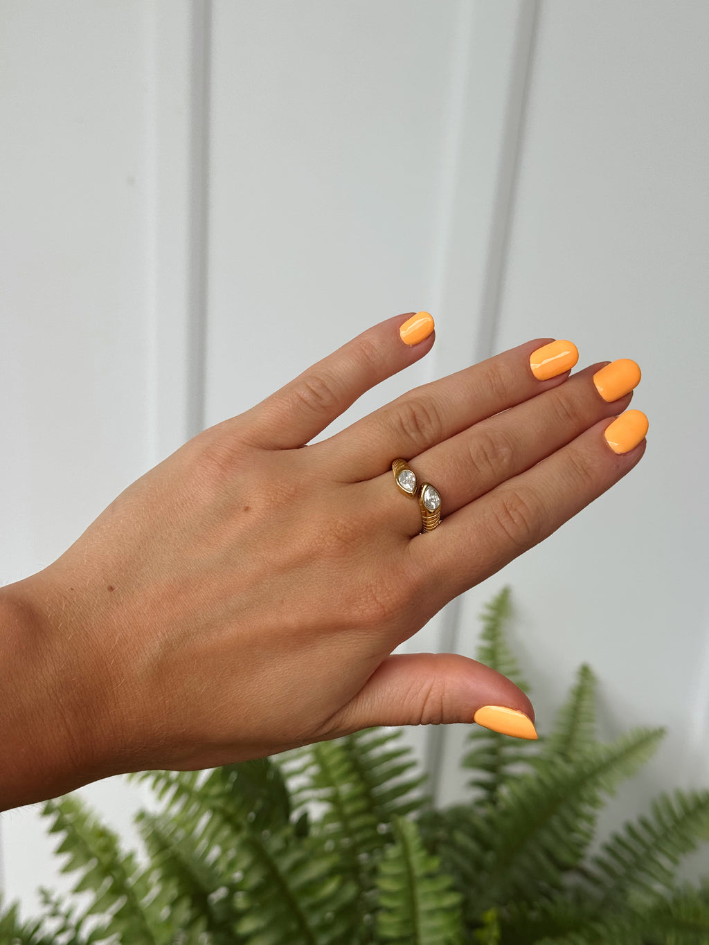 CLEO RING