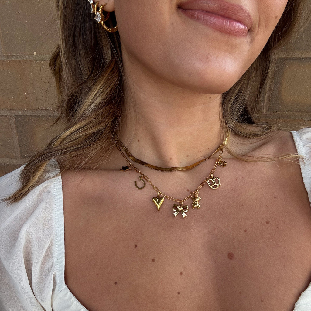 JUST GIRLY THINGS NECKLACE