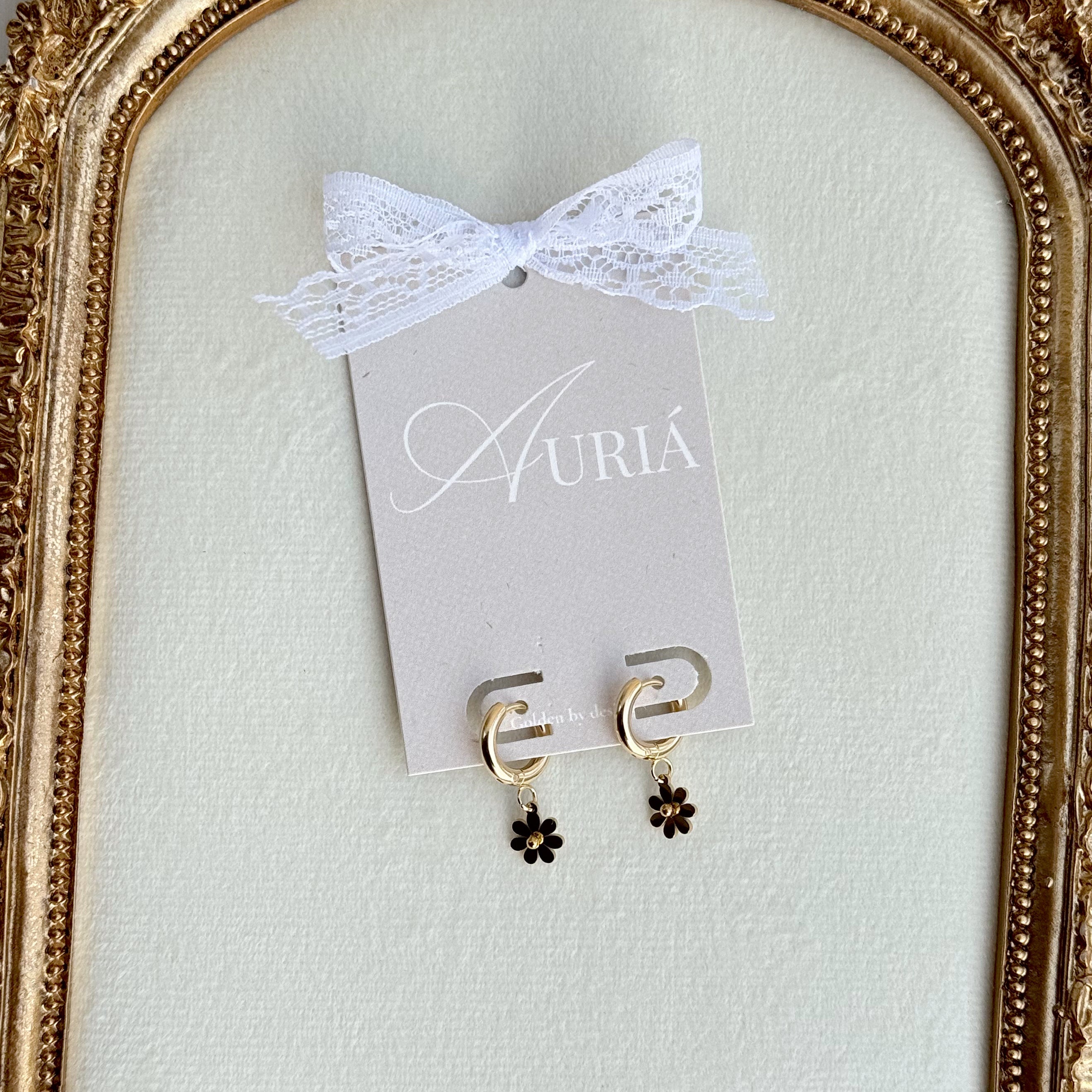 LITTLE DAISY HUGGIES