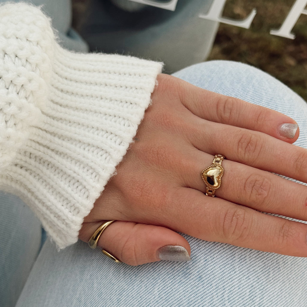 SWEET NOTHINGS RING