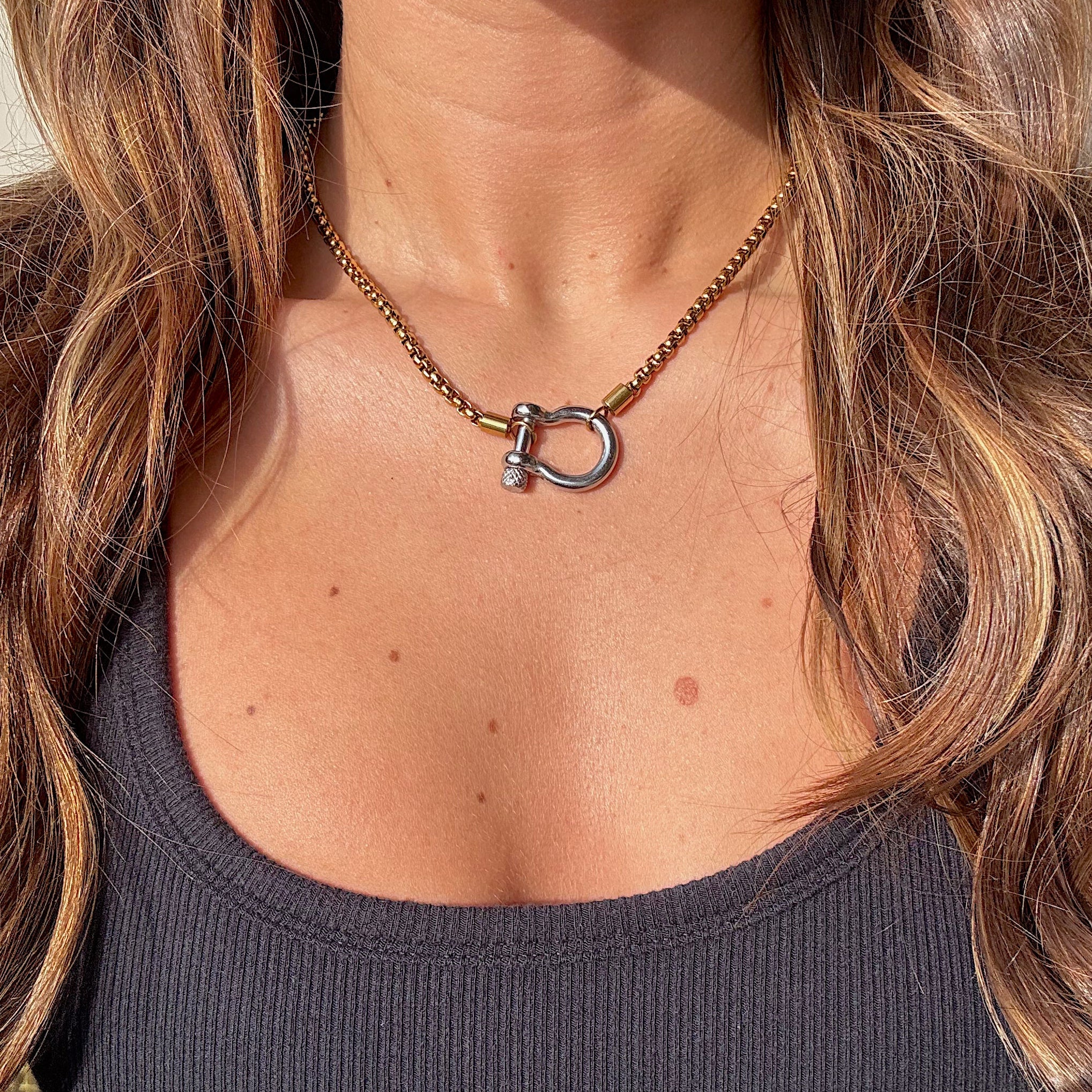 RIA NECKLACE